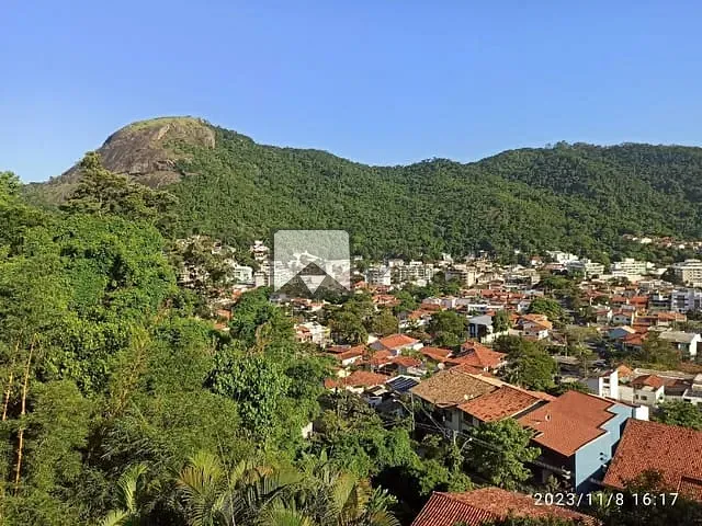 Casa com 396m² 4 quartos e 3 banheiros, à venda, no bairro São Francisco em Niterói