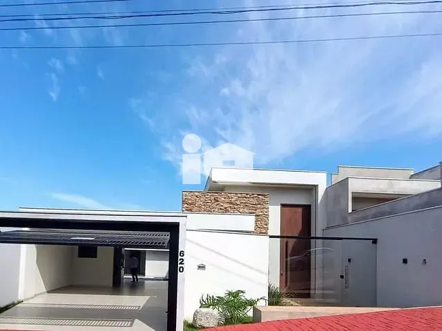 Casa com 300m² 3 quartos e 3 banheiros, à venda, no bairro Belmonte em Rolândia