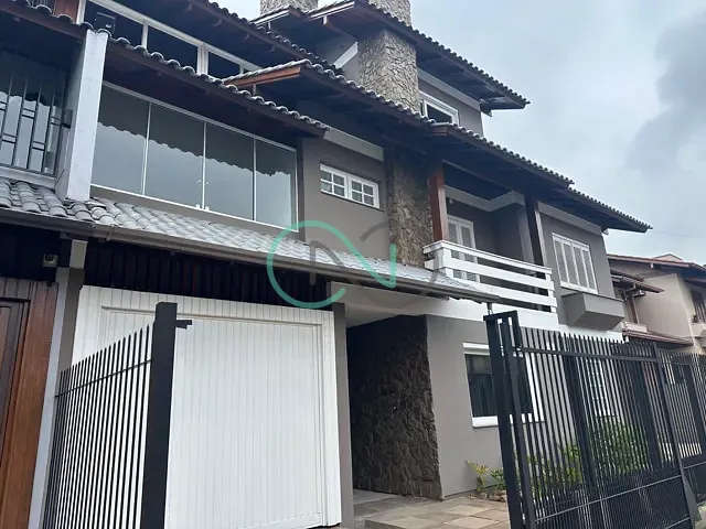 Casa 4 quartos e 4 banheiros, à venda, no bairro São Luiz em Sapiranga