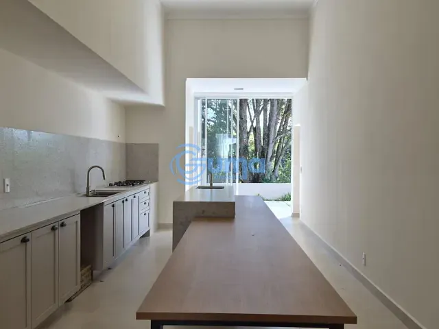 Casa com 300m² 3 quartos e 3 banheiros, à venda, no bairro Bom Retiro em Bragança Paulista