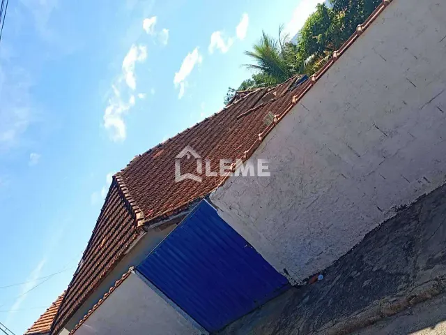 Casa com 250m² 3 quartos e 1 banheiro, à venda, no bairro Monte Santo de Minas em Monte Santo de Minas