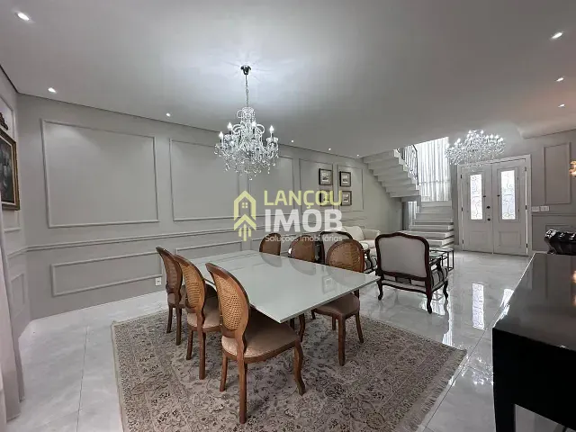Casa com 232m² 3 quartos e 5 banheiros, à venda, no bairro Recanto Quarto Centenário em Jundiaí