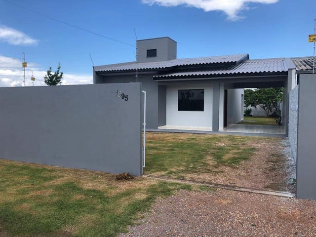 Casa com 317m² 2 quartos e 1 banheiro, à venda, no bairro Jardim Itália III em Sinop
