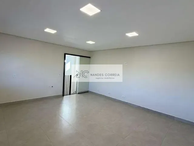 Casa 3 quartos e 3 banheiros, à venda, no bairro Setor 2 em Ibiporã