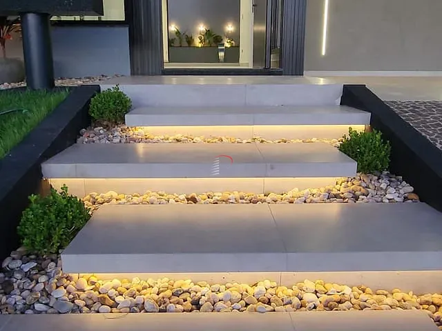 Casa com 264m² 3 quartos e 4 banheiros, à venda, no bairro Alexandre Urbanas em Londrina