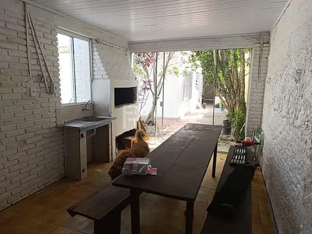 Casa com 400m² 3 quartos e 3 banheiros, à venda, no bairro Areal em Pelotas