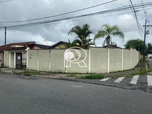 Casa 2 quartos e 2 banheiros, à venda, no bairro Boco B em Registro