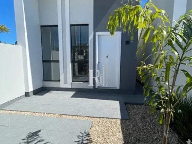 Casa 2 quartos e 1 banheiro, à venda, no bairro Areias em Tijucas