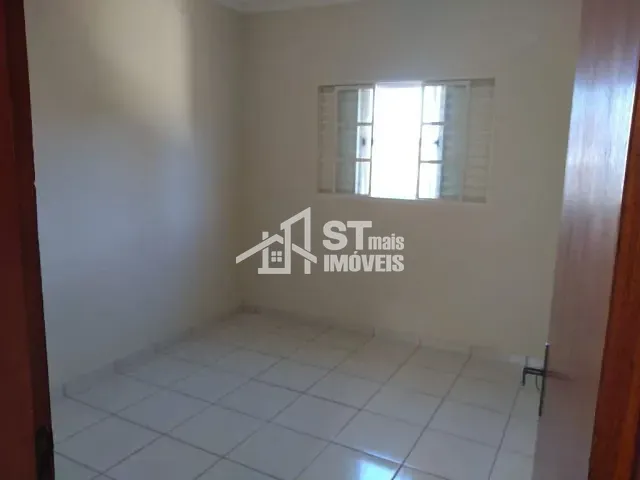 Casa com 286m², à venda, no bairro Centro em Andradas