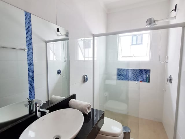 Casa com 358m² 3 quartos e 4 banheiros, à venda, no bairro Jardim Carvalho em Ponta Grossa