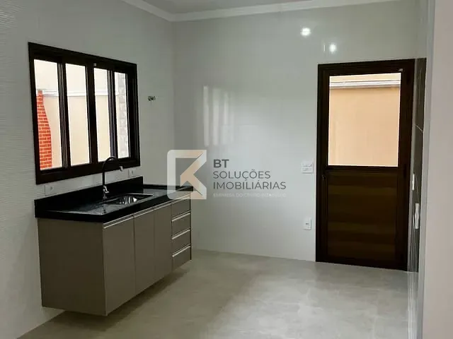 Casa com 140m² 3 quartos e 1 banheiro, à venda, no bairro Jardim Regente em Indaiatuba