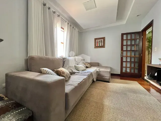 Casa com 627m² 3 quartos e 3 banheiros, à venda, no bairro Jardim Bela Vista em Rolândia