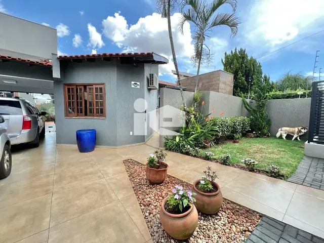 Casa com 627m² 3 quartos e 3 banheiros, à venda, no bairro Jardim Bela Vista em Rolândia
