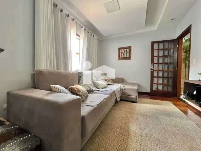 Casa com 627m² 3 quartos e 3 banheiros, à venda, no bairro Jardim Bela Vista em Rolândia