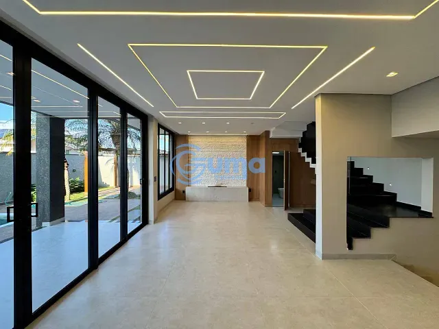 Casa com 300m² 3 quartos e 4 banheiros, à venda, no bairro Condomínio Residencial Euroville em Bragança Paulista