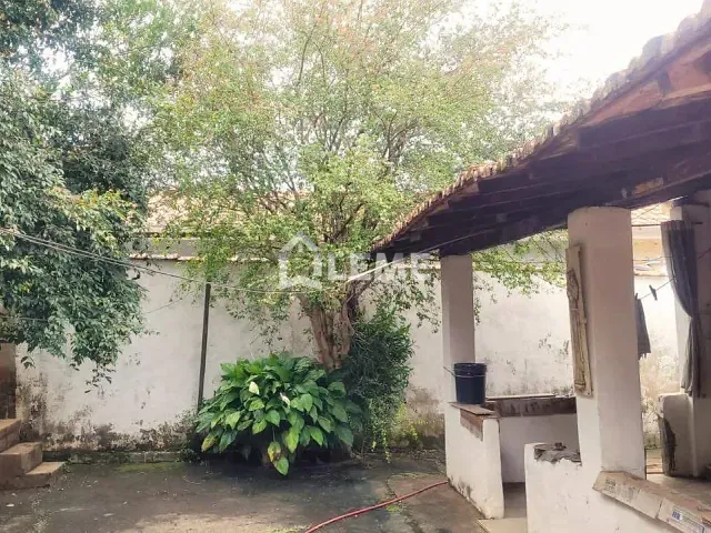 Casa com 300m² 2 quartos e 2 banheiros, à venda, no bairro Vila Carvalho em Mococa