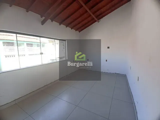 Casa 2 quartos e 1 banheiro, para alugar, no bairro Serra Azul em Lavras