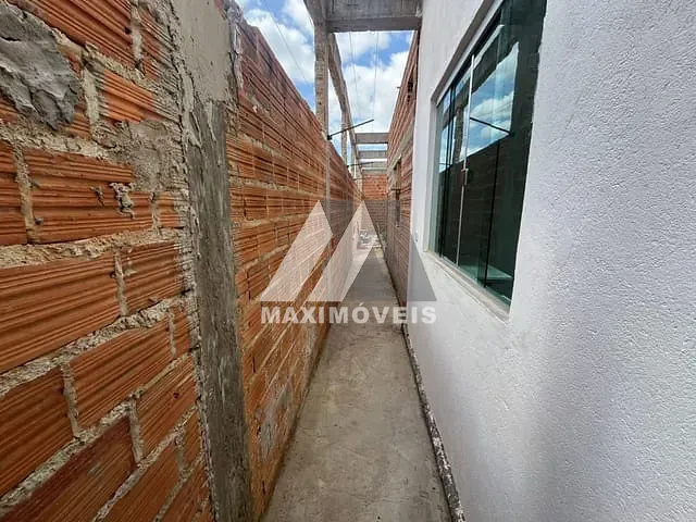 Casa com 180m² 1 quarto e 1 banheiro, à venda, no bairro São Francisco em Araçuaí