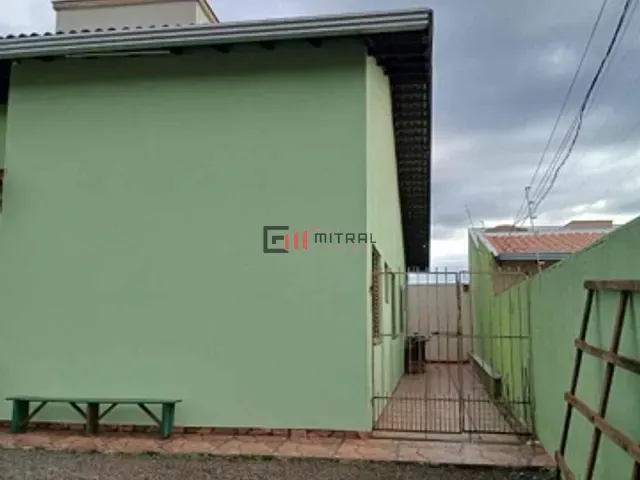 Casa com 256m² 3 quartos e 3 banheiros, à venda, no bairro Maria Lúcia em Londrina