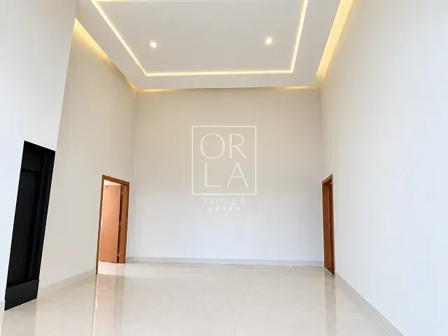 Casa com 350m² 3 quartos e 4 banheiros, à venda, no bairro Jardins Parma em Senador Canedo