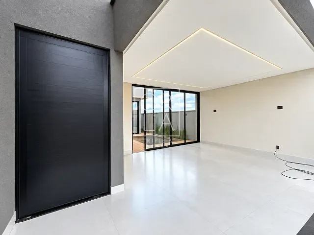 Casa com 350m² 3 quartos e 4 banheiros, à venda, no bairro Jardins Parma em Senador Canedo