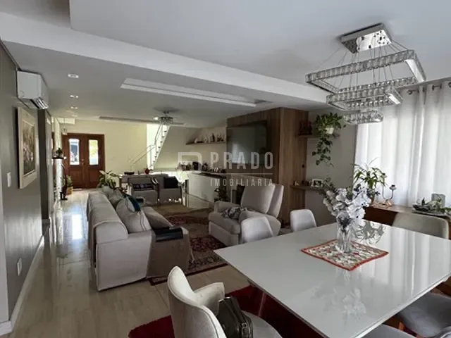 Casa com 360m² 3 quartos e 5 banheiros, à venda, no bairro São Gonçalo em Pelotas