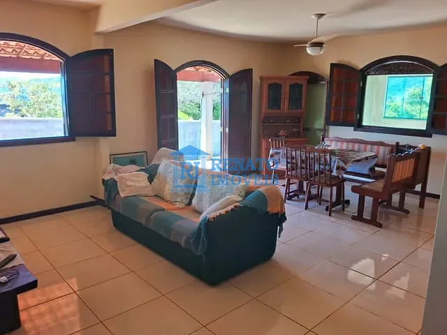 Casa 2 quartos e 1 banheiro, à venda, no bairro Jardim Interlagos (Ponta Negra) em Maricá
