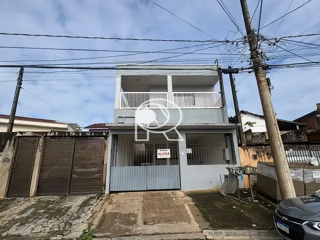 Casa 3 quartos e 2 banheiros, para alugar, no bairro Jardim Ipanema em Registro