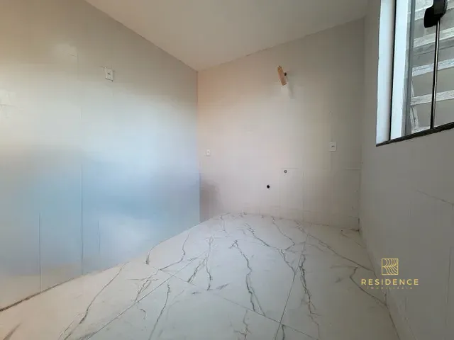 Casa 3 quartos e 2 banheiros, à venda, no bairro Roma em Volta Redonda