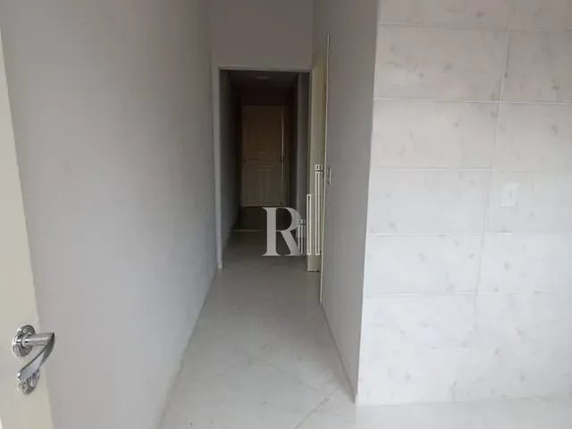 Casa 2 quartos e 1 banheiro, para alugar, no bairro Centro em Tijucas