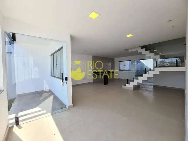 Casa com 160m² 3 quartos e 2 banheiros, à venda, no bairro Jardim Belvedere em Volta Redonda
