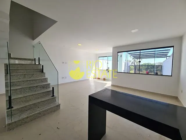 Casa com 160m² 3 quartos e 2 banheiros, à venda, no bairro Jardim Belvedere em Volta Redonda