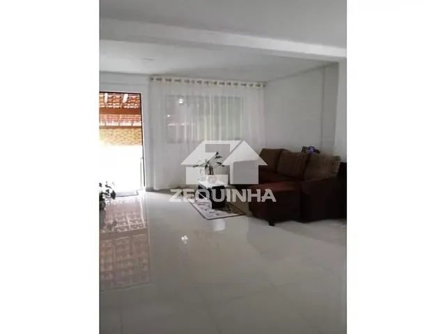 Casa com 239m² 2 quartos e 3 banheiros, à venda, no bairro Santo Antonio em Osasco