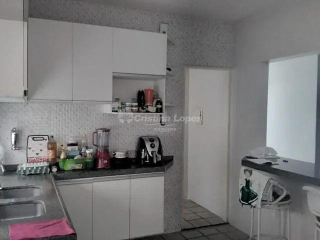 Casa com 450m² 4 quartos e 3 banheiros, à venda, no bairro Satélite em Teresina