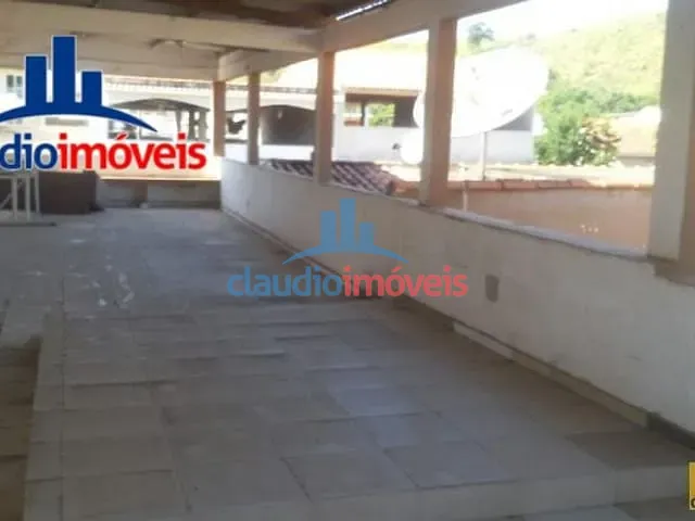 Casa à venda, no bairro São Lucas em Barra Mansa