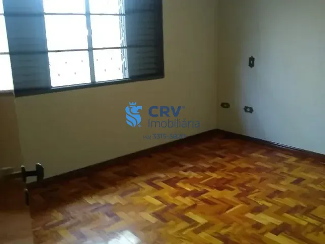 Casa com 293m² 3 quartos e 2 banheiros, à venda, no bairro Jardim Guararapes em Londrina