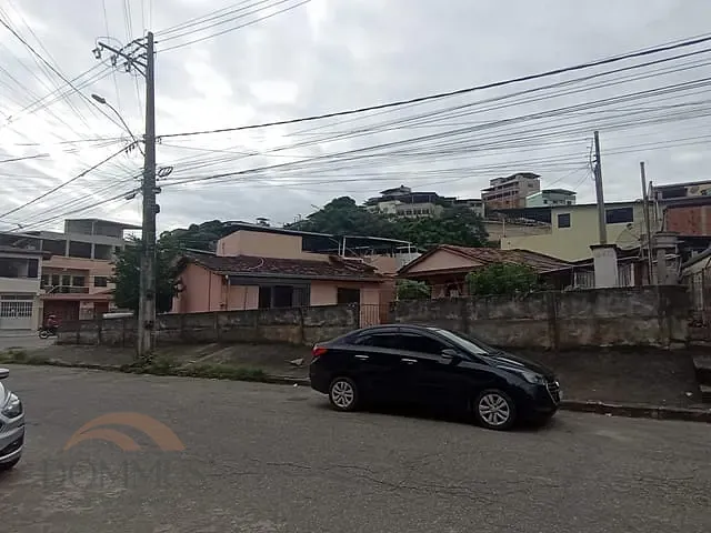 Casa à venda, no bairro Canaã em Ipatinga