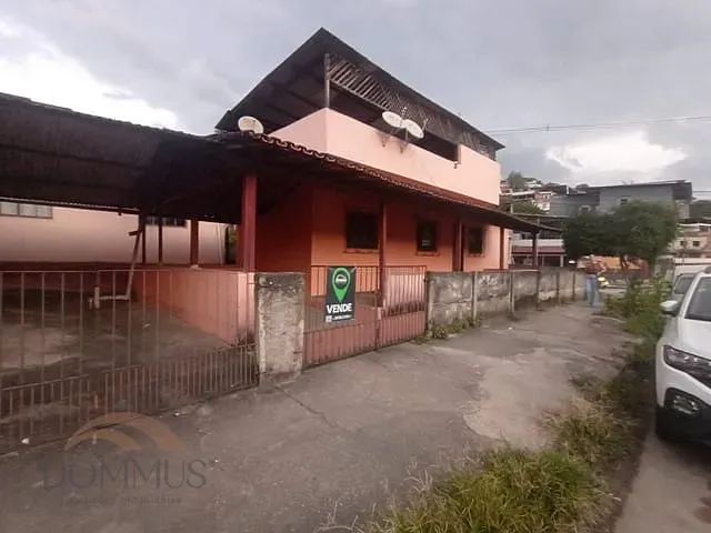 Casa à venda, no bairro Canaã em Ipatinga