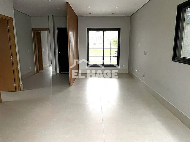 Casa com 300m² 3 quartos e 4 banheiros, à venda, no bairro Jardim Itália em Cuiabá