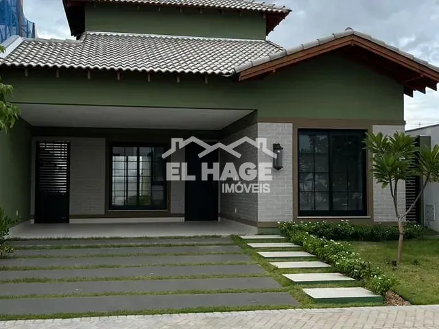 Casa com 300m² 3 quartos e 4 banheiros, à venda, no bairro Jardim Itália em Cuiabá