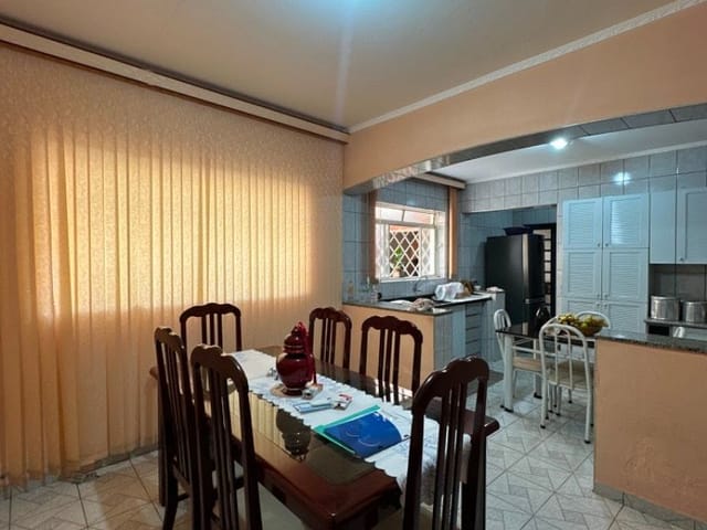 Casa com 150m² 3 quartos e 1 banheiro, à venda, no bairro Jardim Paz em Americana