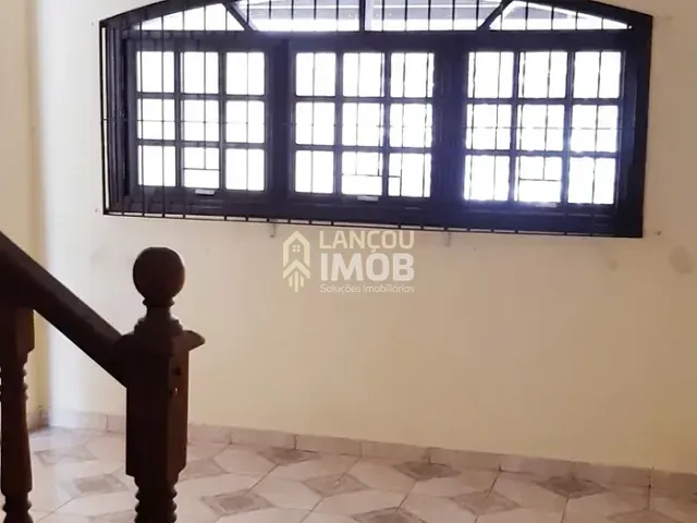 Casa 3 quartos e 3 banheiros, para alugar, no bairro Horto Florestal em Jundiaí