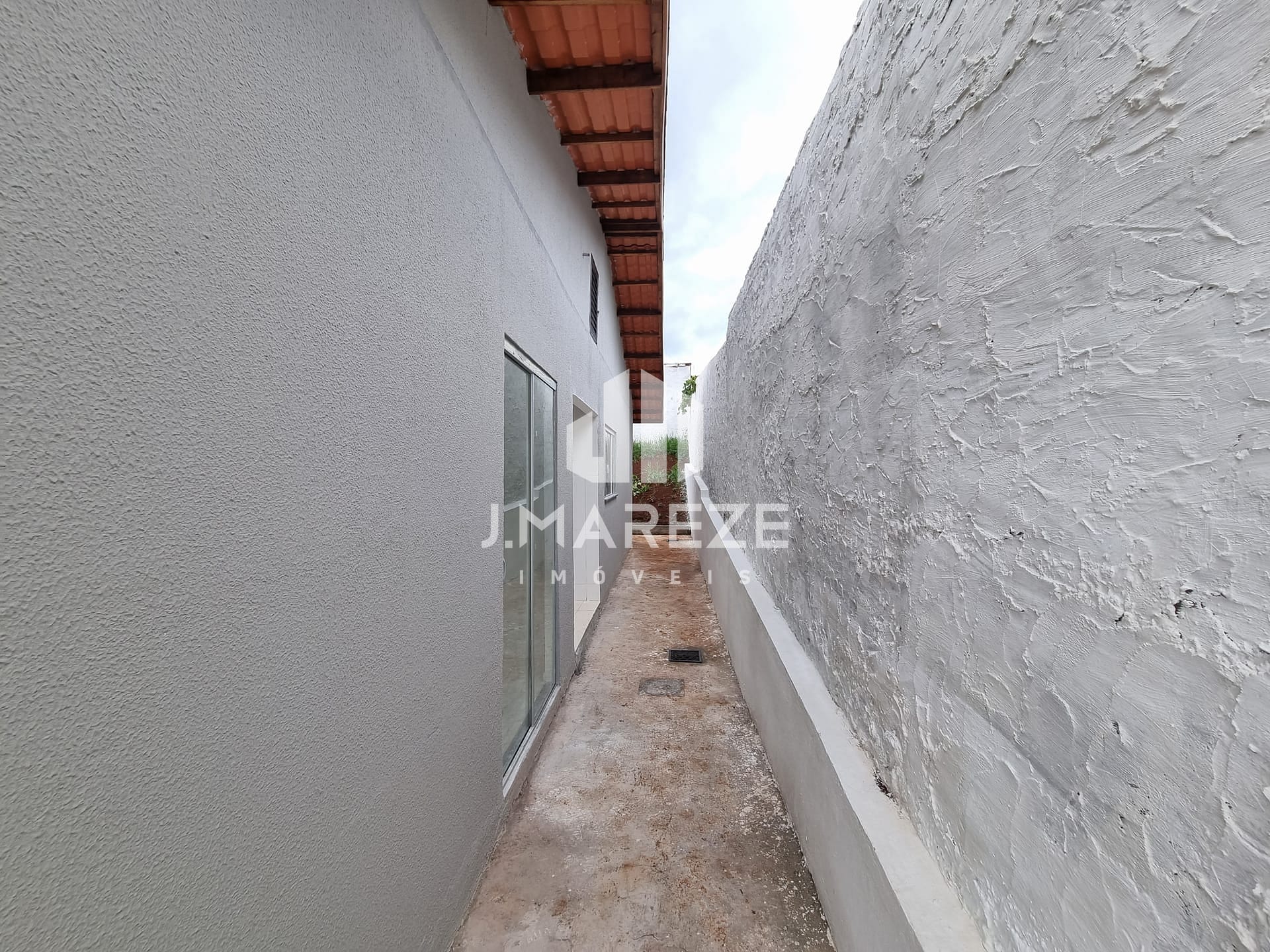 Casa à venda com 2 quartos, 53m² - Foto 8