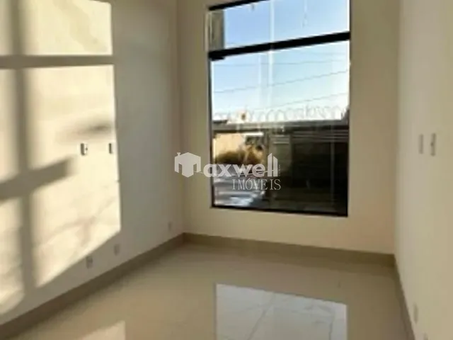 Casa com 180m² 3 quartos e 2 banheiros, à venda, no bairro Goiânia Park Sul em Aparecida de Goiânia