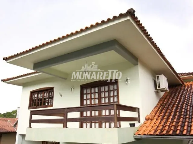 Casa com 140m² 5 quartos e 3 banheiros, à venda, no bairro Guilherme Reich em Concórdia