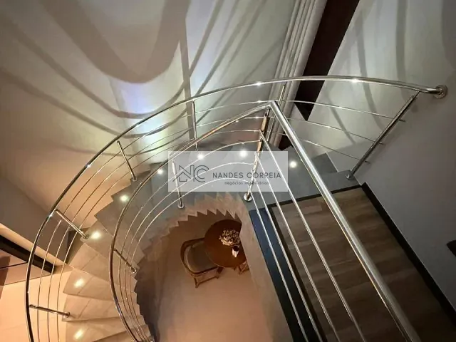 Casa com 252m² 3 quartos e 5 banheiros, à venda, no bairro Pqo Tauá em Londrina