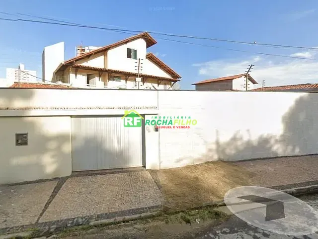 Casa com 369m² 6 quartos e 2 banheiros, para alugar, no bairro São Cristóvão em Teresina