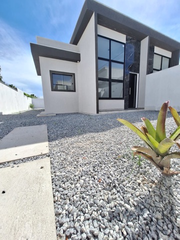 Casa com 120m² 3 quartos e 2 banheiros, à venda, no bairro Enseada das Gaivotas em Rio das Ostras