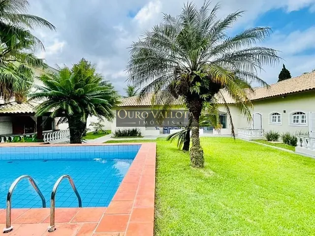 Casa com 1120m² 5 quartos e 3 banheiros, à venda, no bairro Jardim Acapulco em Guarujá