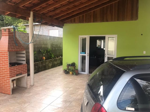 Casa com 600m² 4 quartos e 3 banheiros, à venda, no bairro Mantiqueira em Extrema